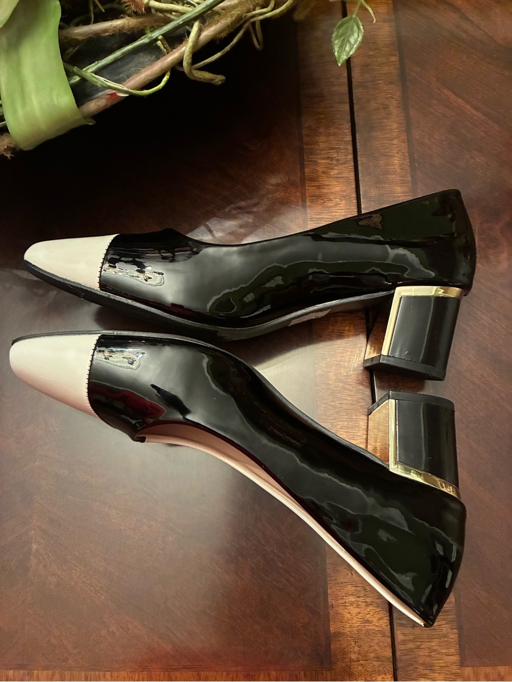 Patent Two-Tone Color-Block Heel Pumps - Black & White. Size 43